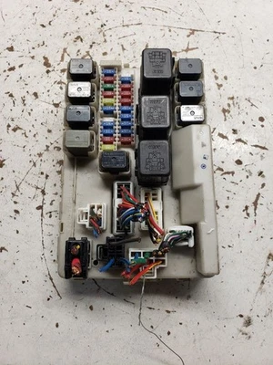 Chasis ECM Body Control BCM tablero izquierdo compatible 04-05 QUEST 1366952 Foto 1 de 4