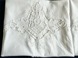 VINTAGE Set of 2 Battenberg Lace Standard White Pillow Cases / Shams 100% Cotton - Picture 1 of 9