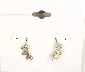 Prong Set Glass Crystal CZ Rhinestone Climber Baggette Earrings Goldtone Post - Picture 1 of 6