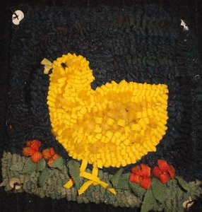 BABY CHICK ~ RUG IN A DAY LINEN PATTERN ~ PRIMITIVE RUG HOOKING - Picture 1 of 4