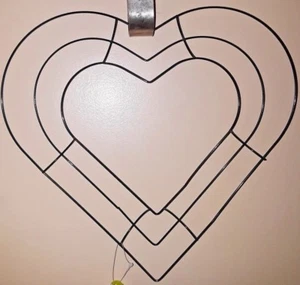 1 Heart Shaped Wire Wreath Frame Ring Valentine's Day 12 inch New with Tags - Picture 1 of 4