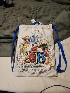 Walt Disney World Music Magic Memories Limited Edition 2016 Drawstring Tote Bag - Picture 1 of 9