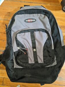 Vintage Eastpak Backpack Purple In Very Good Condition