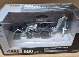 1/50 JI Case 580 Super N Backhoe Loader, Silver Signature Limited Edition, ERTL - Picture 1 of 7