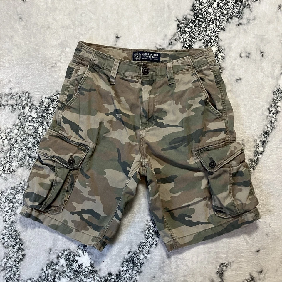 American Eagle Outfitters Y2K Cargo Shorts Mens Size 30 Camouflage Classic Fit - Image 1 of 4