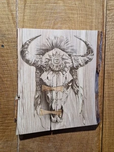 Ontano bordo vivo rustico arte da parete toro teschio inciso - Foto 1 di 5