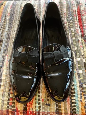 Zapatos de salón Paul Stuart de charol negro Opera Foto 1 de 4