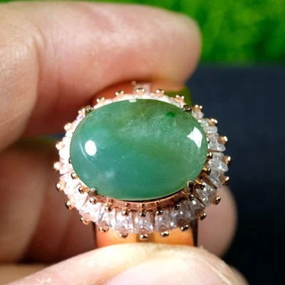 💎 6.25ct Oval Natural Jadeite Type A, Green Jade - Untreated, Burma Gemstone - Image 1 of 4