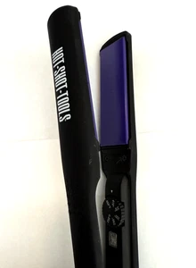 Hot Shot Tools Salon Flat Iron 1-1/4" 250F/450F Ceramic Tourmaline Wide Plate - Picture 1 of 4