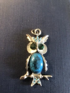 Ciondolo/fascino gufo vintage tono argento verde occhi gioiello turchese - Foto 1 di 5