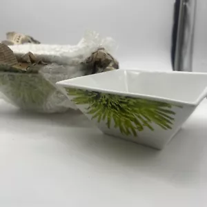 NEW Lot of 4 White CB2 BENTO Square Bowls Dishes 6" x 6" crate & barrel VERDE - Picture 1 of 4