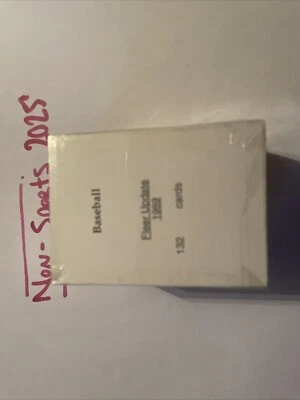 1989 Fleer Update Baseball Complete Boxed Card Set 1-132 - Image 1 of 4