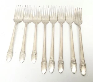 International FIRST LOVE 3 Salad Fork 5 Grill Viande Forks Lot/8 Silverplate - Picture 1 of 2