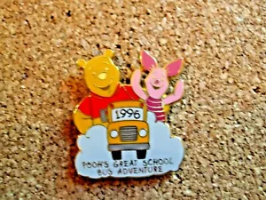 Disney Store School Bus Adventure Pooh Bear/Piglet Pin #74 2001 Pin New - Picture 1 of 2