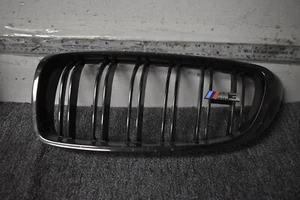 2014-2021 BMW M3 KIDNEY GRILLE LEFT SIDE FACTORY OEM - Picture 1 of 8