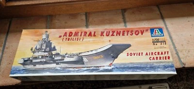 SOVIET AIRCRAFT CARRIER ADMIRAL KUZNETSOV - 1/720 - ITALERI 1991 - NUOVO - Immagine 1 di 2