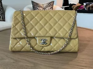 Chanel Patent Leather Clutch Bag Creamy Beige Neutral Colour - Picture 1 of 7
