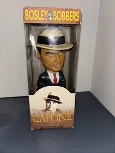 Al Capone Gangster Wackelkopf. "Public Enemy #1". O.D.M inc. 2003 Bosley NOB - Bild 1 von 4