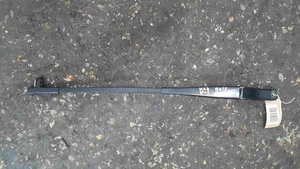 Volkswagen Golf Plus MK6 2009-2012 Passenger NSF Front Windscreen Wiper Arm - Picture 1 of 3