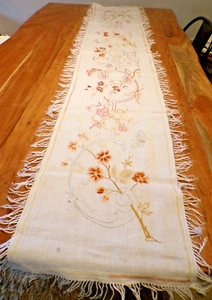 Linge ancien Chemin de table en coton brodé avec franges ( ref 45 ) - Photo 1/7