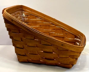 Cesta de flores de vino Longaberger con inserto de plástico original firmada KLH 1994 - Imagen 1 de 15
