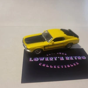 Ford Boss Mustang 302 1969 Racing Champions Muscle Series 1/64 amarillo diecast - Imagen 1 de 4