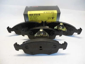 Bosch 0986469070 469070B Bremsbelagsatz Scheibenbremse passend für Ford - Picture 1 of 5