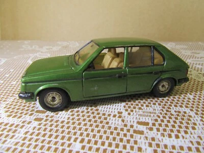 32Z Vintage 1978 Solido 76 France Simca Horizon Repaint Green Metallic 1:43 - Image 1 of 4