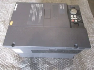 Mitsubishi FR-A760-00220-NA A700 Inverter AC Drive 600VAC 22/32A Ser A *Tested* - Picture 1 of 7