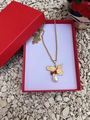 Collana  con catena color oro Sicilia e perle barocche e corallo gioielli - Immagine 1 di 3