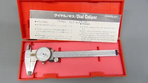 Mitutoyo No. 505-633-50 Dial Caliper 0.05 mm Shock Proof Japan with Box & Manual - Bild 1 von 5