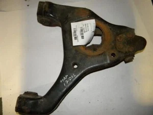 Brazo de control inferior izquierdo del conductor delantero para camioneta 99-00 Sierra 1500 30040 - Imagen 1 de 6