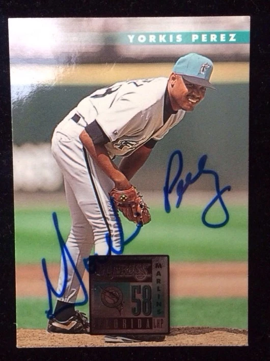 YORKIS PEREZ 1995 DONRUSS Autographed Signed AUTO Baseball Card MARLINS 154 - Image 1 of 1