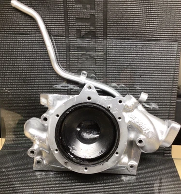 1966 - 1980 Rolls Royce Silver Shadow Silver Wraith II Water Pump Housing Unit. - Image 1 of 4