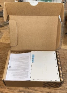 MIKROTIK RB952Ui-5ac2nD hAP AC Lite WiFi Router/AP 2ghz/5ghz 5xLAN, USB, POE-in - Picture 1 of 1