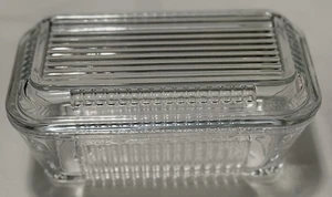 Plato refrigerador Pyrex Like vidrio transparente acanalado 6 1/2" x 4" con tapa - Imagen 1 de 6