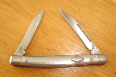 Vintage Imperial Prov USA DE Diamond Edge Stainless 2-Blade Folding Pocket Knife - Image 1 of 4