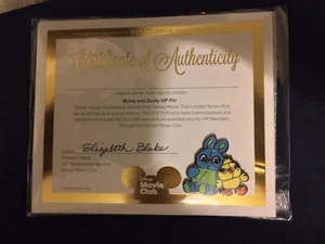 Bunny & Ducky Disney Movie Club exklusive VIP Emaille Pin mit Echtheitszertifikat neu versiegelt - Bild 1 von 2