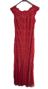 Betsy & Adam Coral Pink Lace Formal Mermaid Gown Sleeveless Prom Dress (Size 2) - Picture 1 of 7