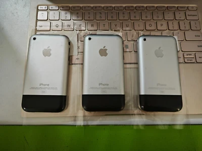Apple iphone 1st Generation 8GB unlocked 2G GSM IOS 3 Very Good Condition - Image 1 of 4