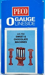 Peco LK-754 - O Gauge Lineside - White Metal Sweet & Chocolate Vending Machines - Picture 1 of 3