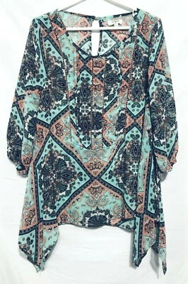 Top Umgee Mujer Pequeño Verde Estampado Paisley Dobladillo Asimétrico Campesino Transparente Boho Foto 1 de 4