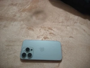 iphone 15 pro - Photo 1 sur 8
