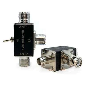 Interrupteur d'antenne coaxial manuel 2 voies avec protection OFF/sol pour radio amateur - Photo 1/12