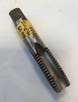 M22 X 2.5 HSS Threading Tap Metric 1st Rougher - Image 1 of 4