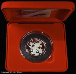 1989-90 Mickeys Holiday Treasures 4th Edition 1 oz .999 Silver Coin w/ Box & COA - Picture 1 of 4