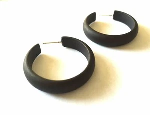 Black Matte Midi Lucite Hoop Earrings - Picture 1 of 9