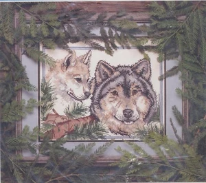 Wolves Huskies Picture Counted Cross Stitch Kit 60518 Candamar Designs NIP - Picture 1 of 2
