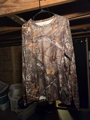 Realtree XL Long Sleeve Camo Shirt. - Image 1 of 2