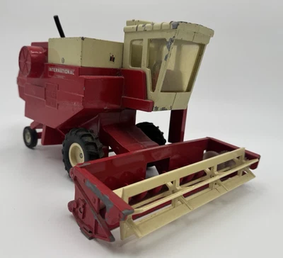 Rare ERTL Co USA moissonneuse batteuse Harvester jouet ancien en fonte vers 1970 - Photo 1/4